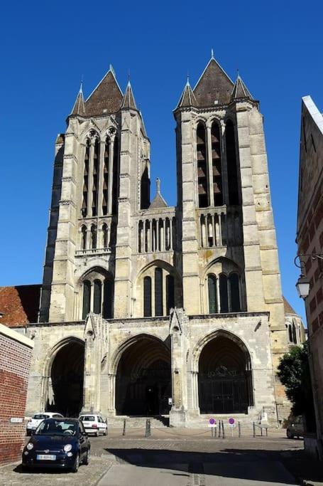 Appartement Coeur Centre Ville Noyon Extérieur photo