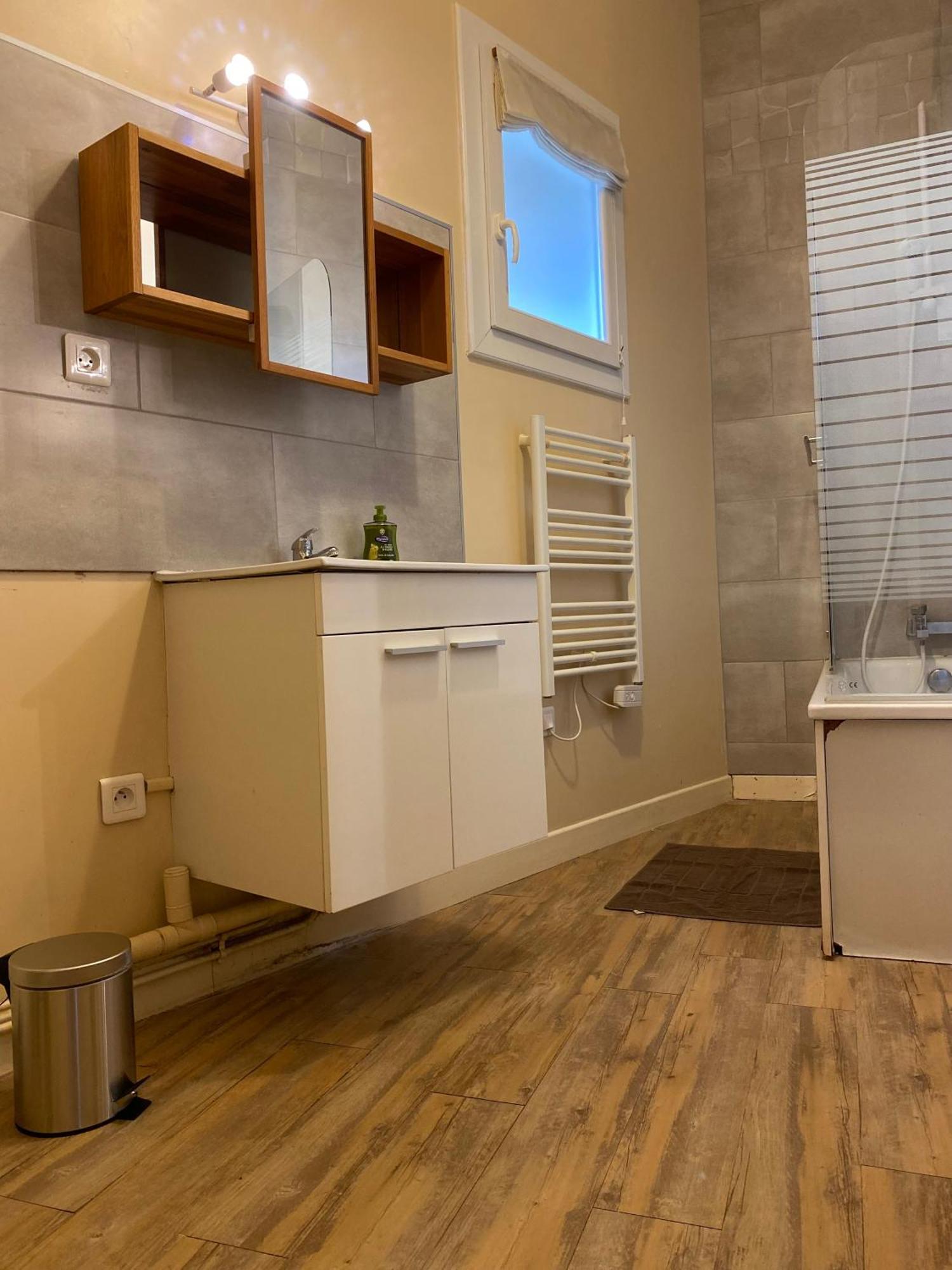 Appartement Coeur Centre Ville Noyon Extérieur photo